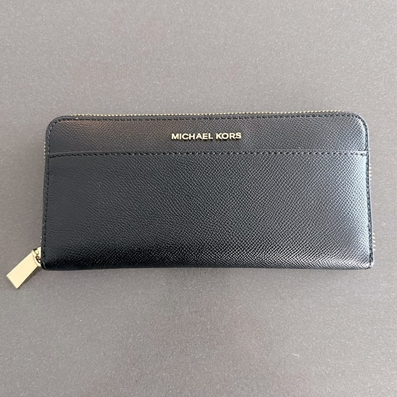 Michael Kors Wallet (Black) - Picture 1 of 3